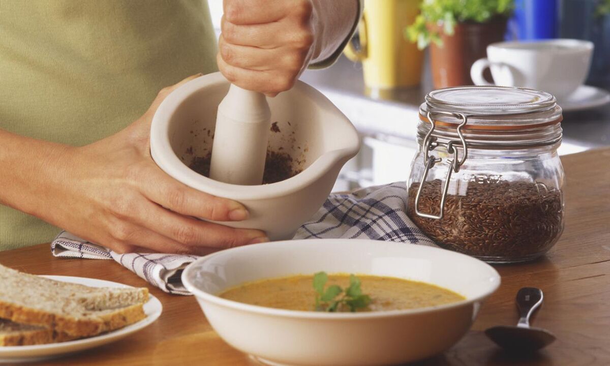Add flaxseeds to soups for good bowel function